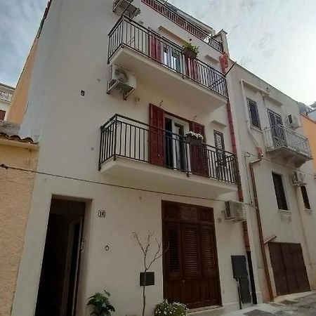Casa Vacanze Gloria Castellammare del Golfo Exterior foto